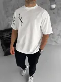 Unisex Bisiklet Yaka Baskılı Oversize T-Shirt - Beyaz Somersan Giyim | Kadın, Erkek ve Çocuk Moda