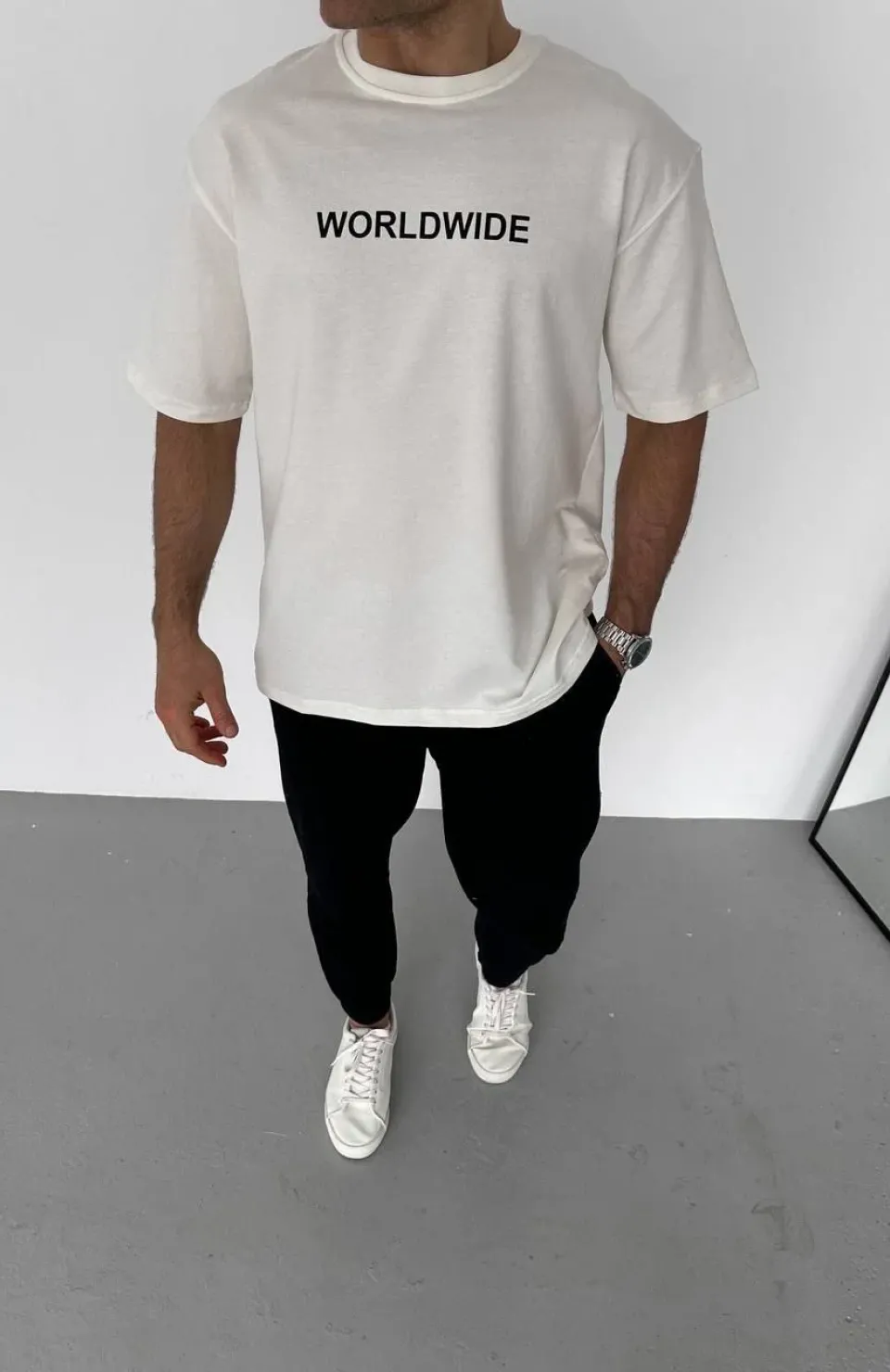 Unisex Bisiklet Yaka Baskılı Oversize T-Shirt - Beyaz Somersan Giyim | Kadın, Erkek ve Çocuk Moda