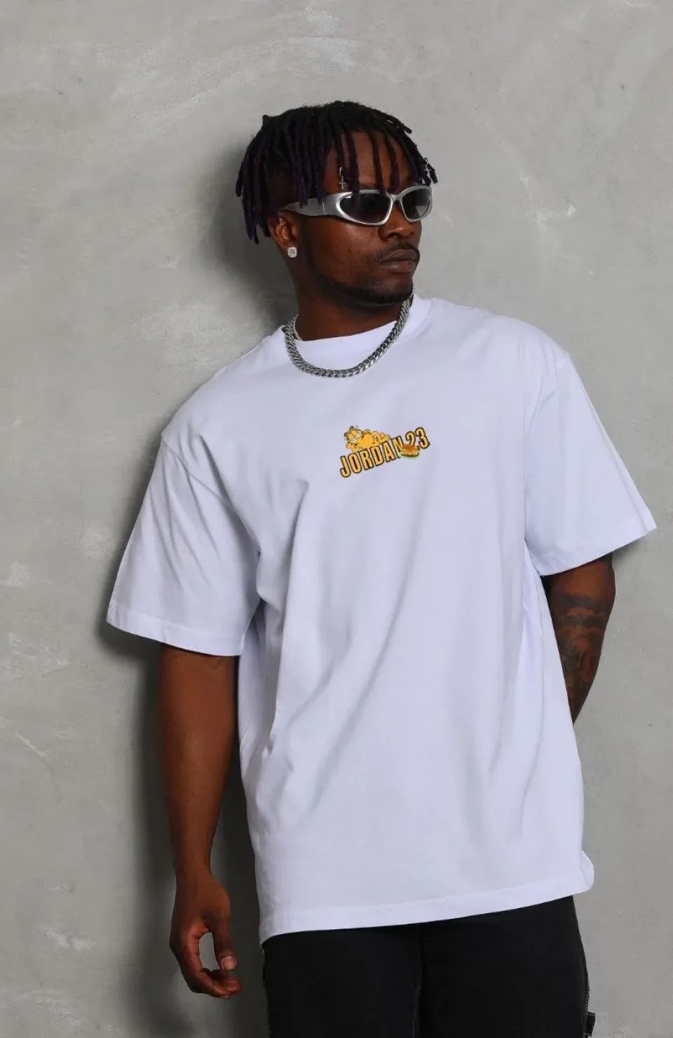 Unisex Bisiklet Yaka Baskılı Oversize T-Shirt - Beyaz Somersan Giyim | Kadın, Erkek ve Çocuk Moda