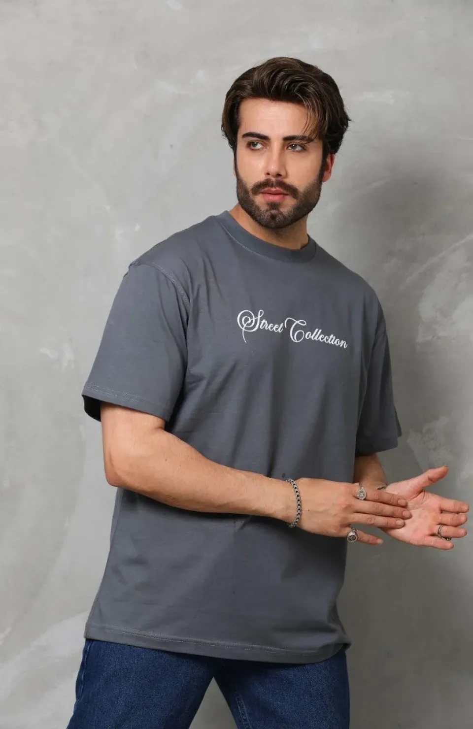 Unisex Bisiklet Yaka Baskılı Oversize T-Shirt - Füme Somersan Giyim | Kadın, Erkek ve Çocuk Moda