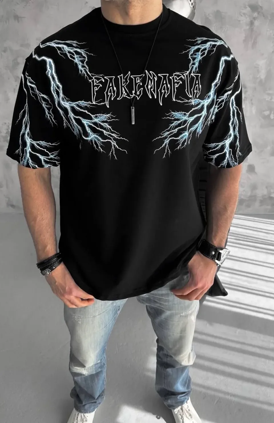 Unisex Bisiklet Yaka Baskılı Oversize T-Shirt - Siyah Somersan Giyim | Kadın, Erkek ve Çocuk Moda