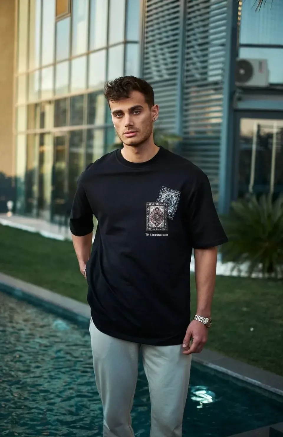 Unisex Bisiklet Yaka Baskılı Oversize T-Shirt - Siyah Somersan Giyim | Kadın, Erkek ve Çocuk Moda