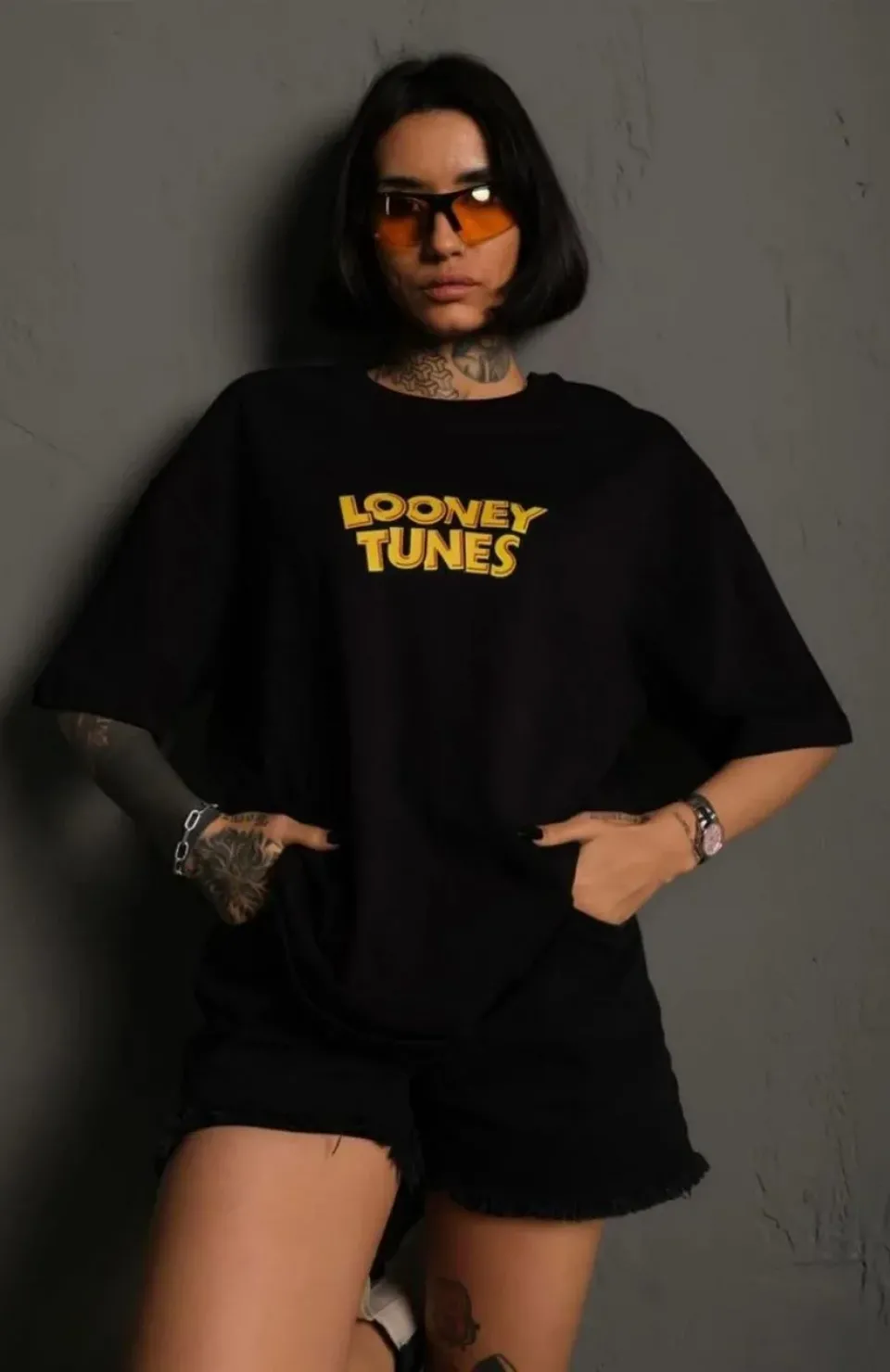 Unisex Bisiklet Yaka Baskılı Oversize T-Shirt - Siyah Somersan Giyim | Kadın, Erkek ve Çocuk Moda