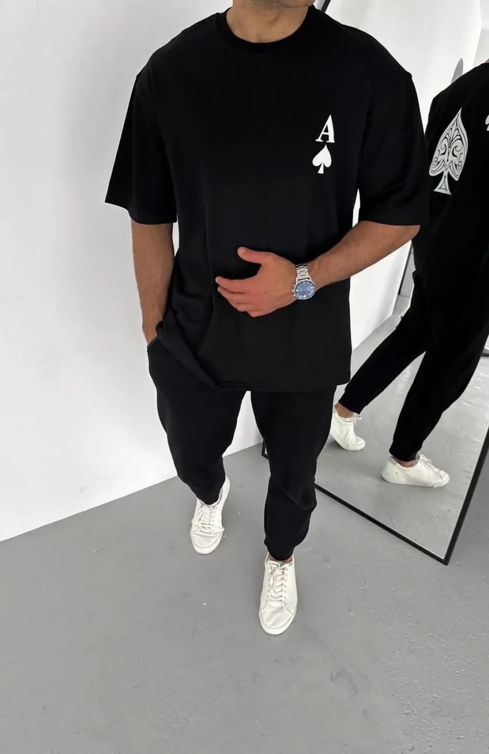 Unisex Bisiklet Yaka Baskılı Oversize T-Shirt - Siyah Somersan Giyim | Kadın, Erkek ve Çocuk Moda