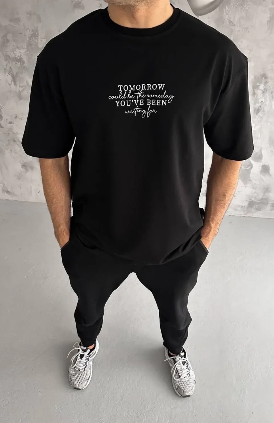 Unisex Bisiklet Yaka Baskılı Oversize T-Shirt - Siyah Somersan Giyim | Kadın, Erkek ve Çocuk Moda