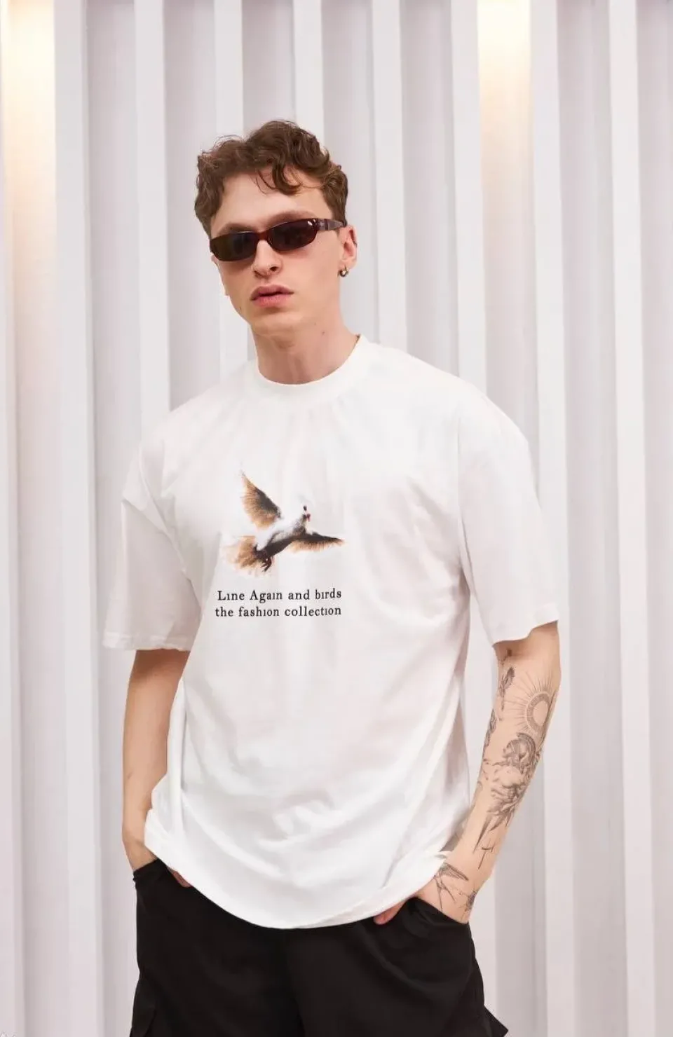 Unisex Bisiklet Yaka Baskılı Oversize T-Shirt - Siyah Somersan Giyim | Kadın, Erkek ve Çocuk Moda