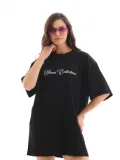 Unisex Bisiklet Yaka Baskılı Oversize T-Shirt - Siyah Somersan Giyim | Kadın, Erkek ve Çocuk Moda