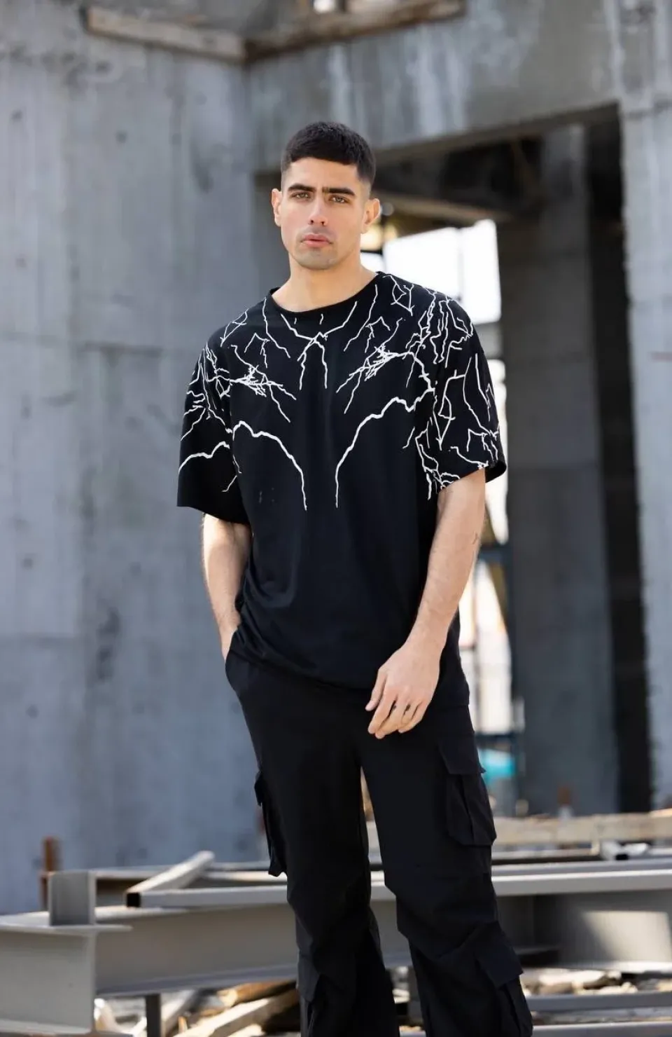 Unisex Bisiklet Yaka Baskılı Oversize T-Shirt - Siyah Somersan Giyim | Kadın, Erkek ve Çocuk Moda