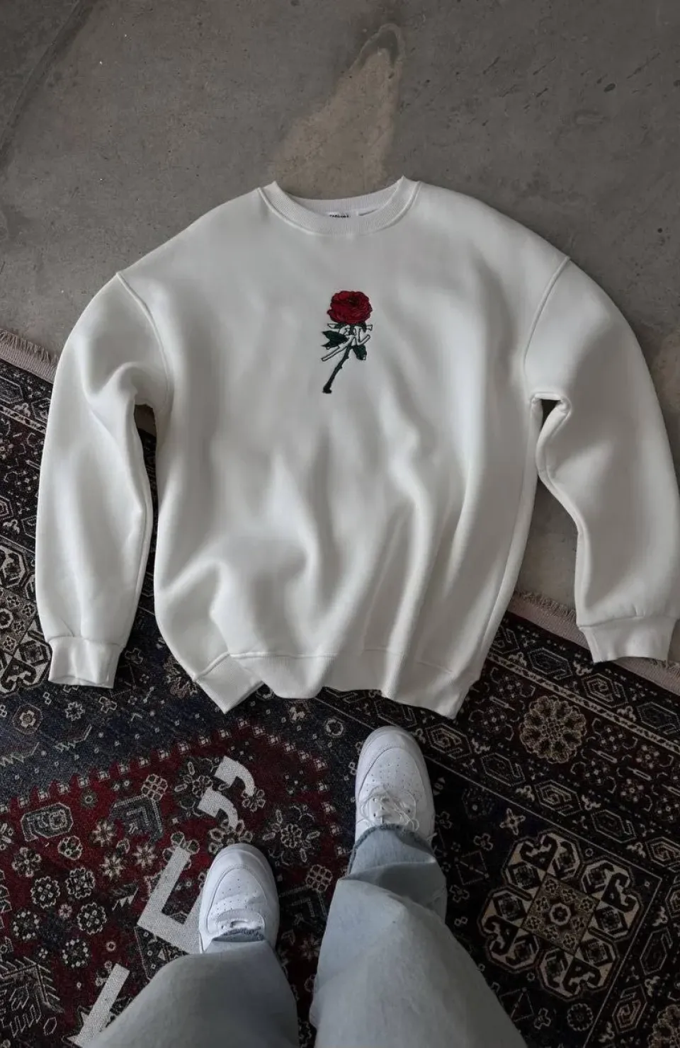 Unisex Bisiklet Yaka Ön Ve Arka Baskılı SweatShirt - Beyaz