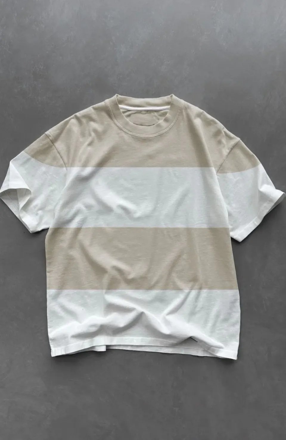 Unisex Bisiklet Yaka Parçalı T-Shirt - Bej