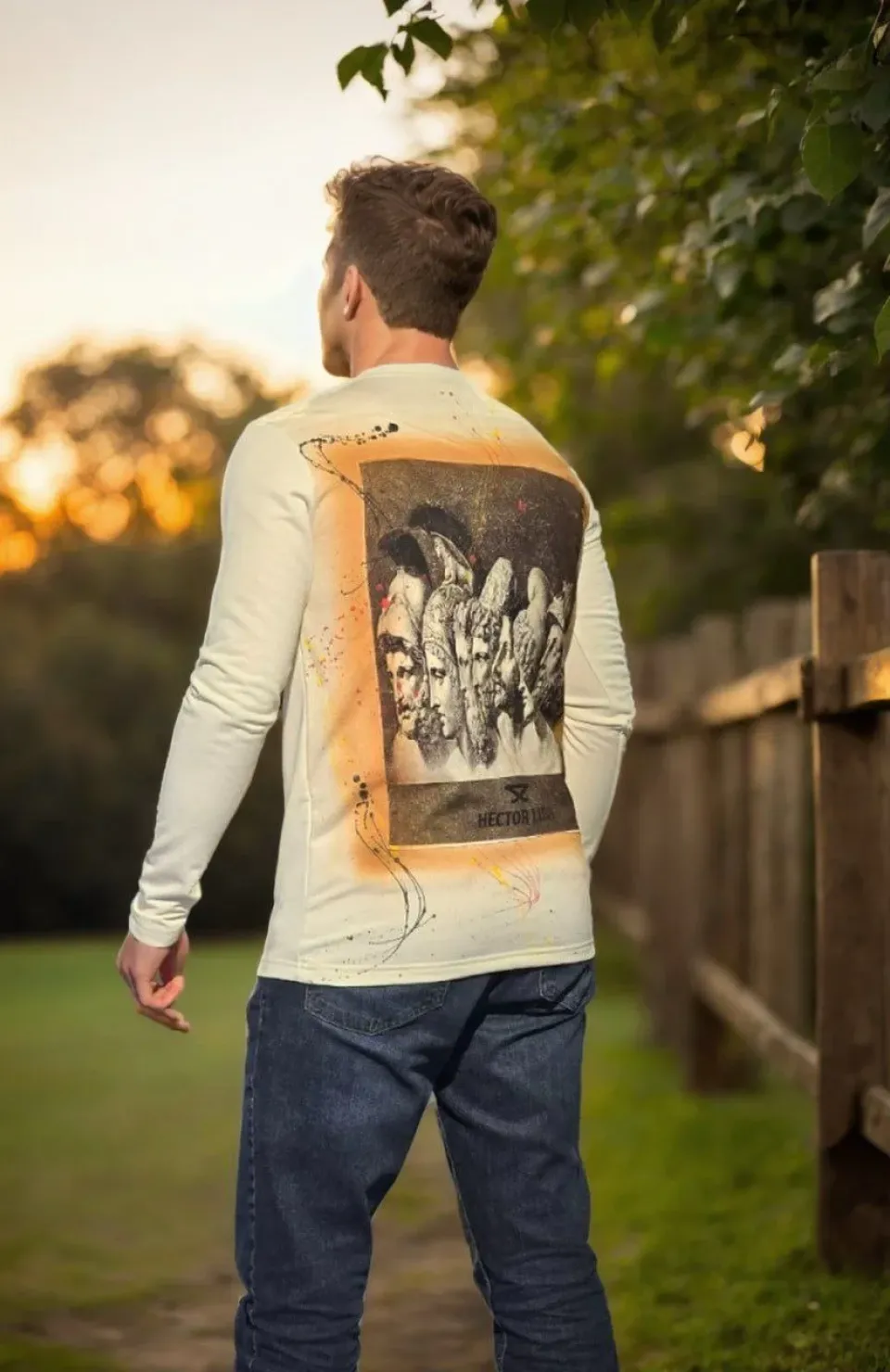 Unisex Bisiklet Yaka Uzun Kollu T-Shirt - Beyaz