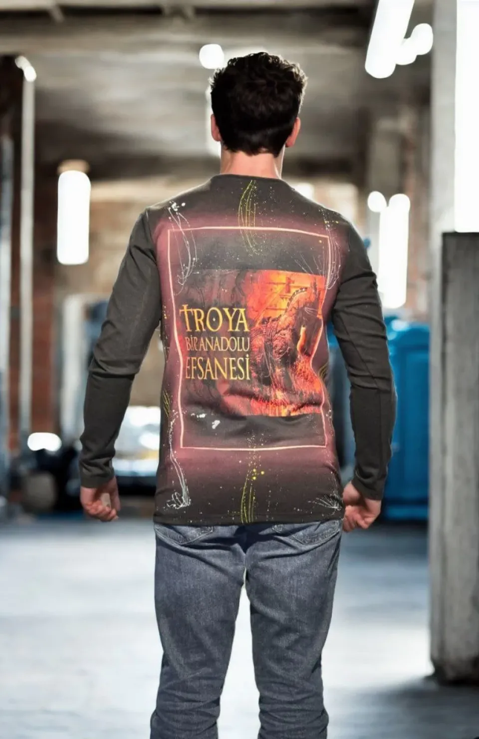 Unisex Bisiklet Yaka Uzun Kollu T-Shirt - Siyah