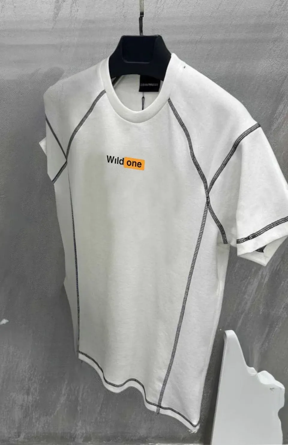 Unisex Dikişli Baskılı Oversize T-Shirt - Beyaz Somersan Giyim | Kadın, Erkek ve Çocuk Moda