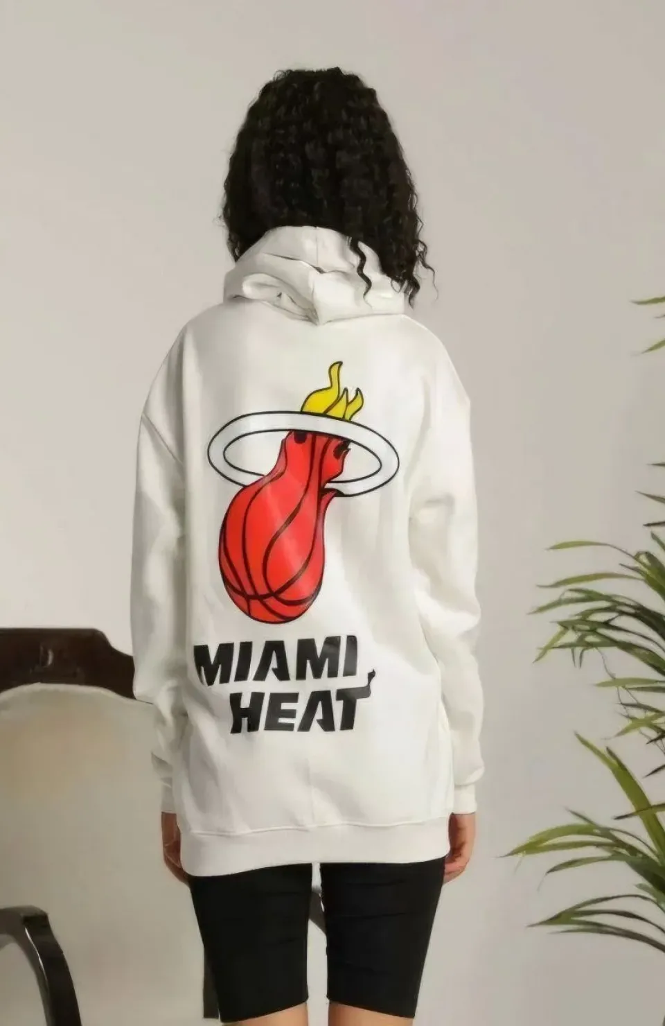 Unisex Kapşonlu Baskılı Sweetshirt - Beyaz Somersan Giyim | Kadın, Erkek ve Çocuk Moda