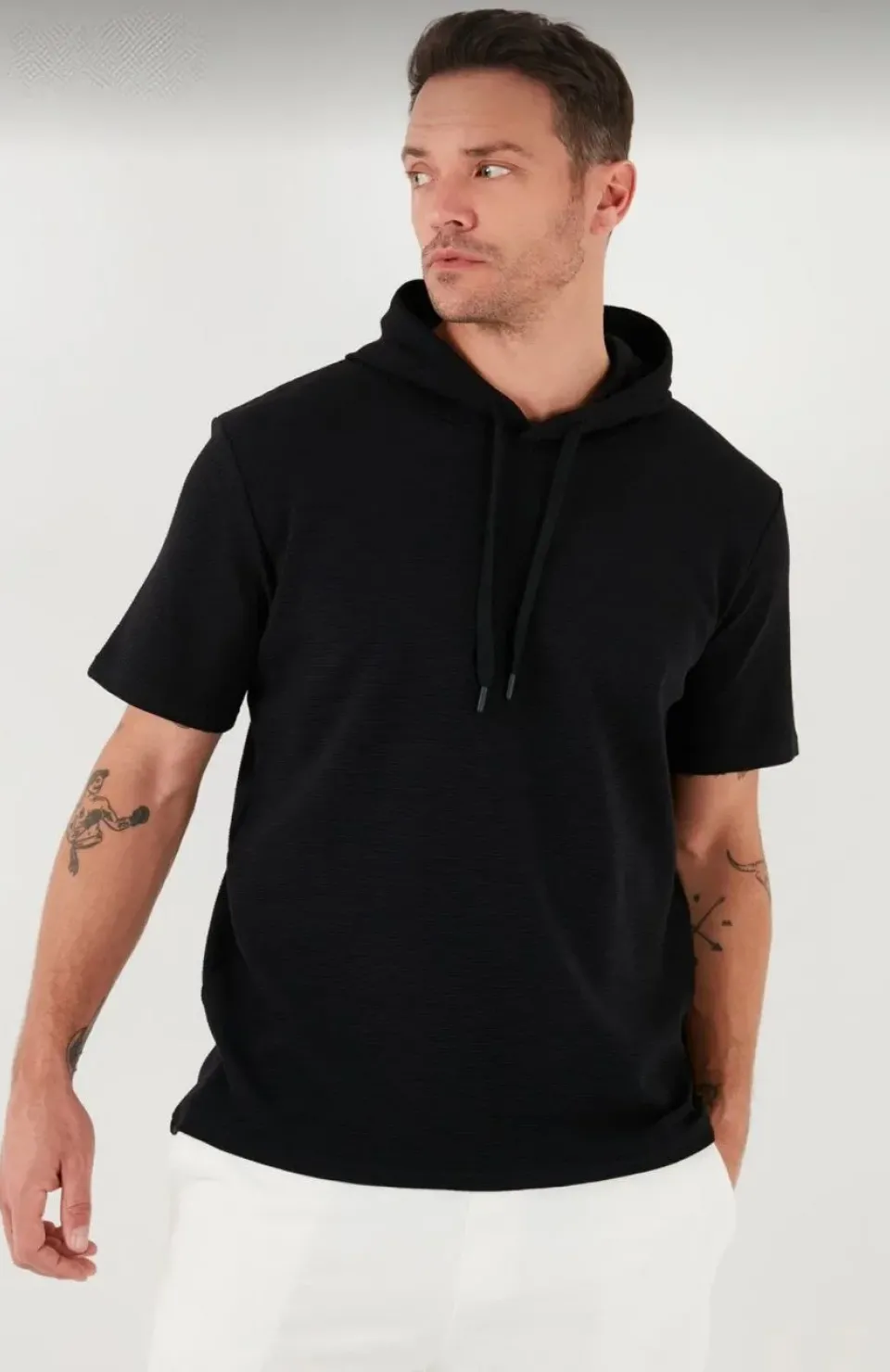 Unisex Kapşonlu Kısa Kol Düz Oversize T-shirt - Siyah