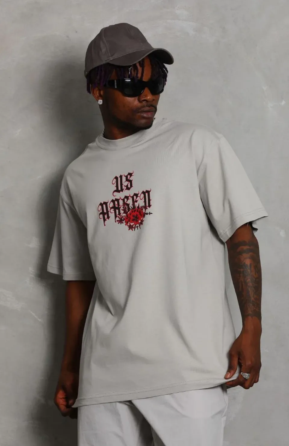 Unisex Oversize Baskılı Bisiklet Yaka T-Shirt - Gri Somersan Giyim | Kadın, Erkek ve Çocuk Moda