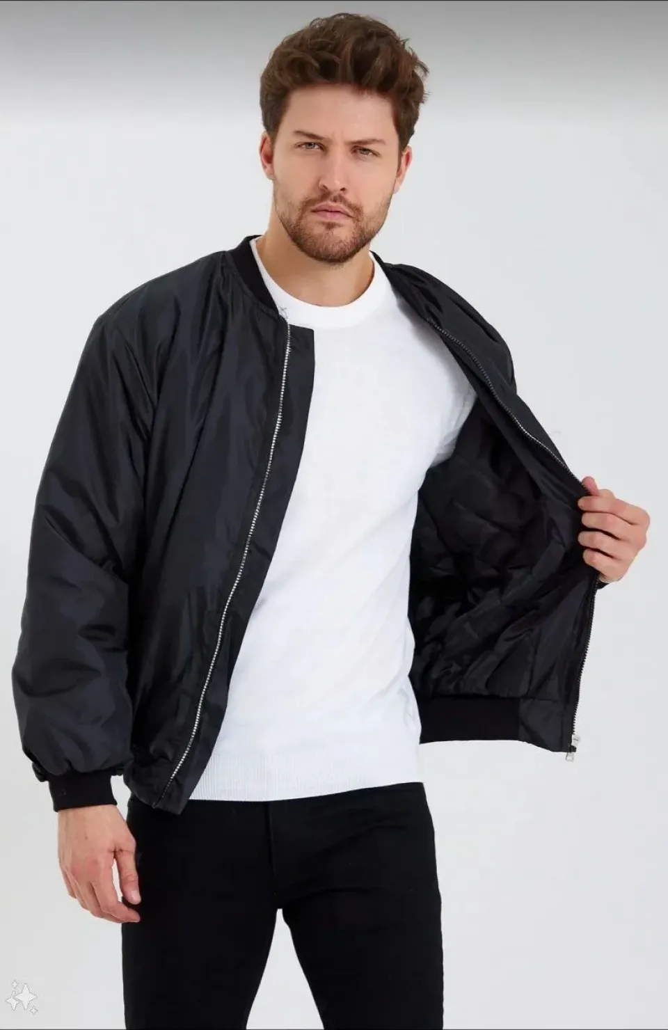 Unisex Siyah Bomber Mont – Su İtici Kumaş, Kapitone Astarlı, Fermuarlı ve Günlük Kullanıma Uygun Ceket- Siyah Somersan Giyim | Kadın, Erkek ve Çocuk Moda