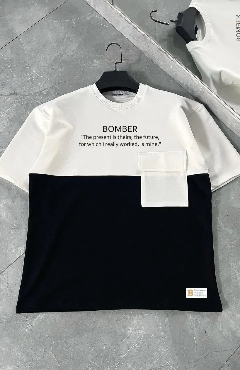 Unisex Torba Cep Detaylı  Parçalı T-Shirt - Siyah