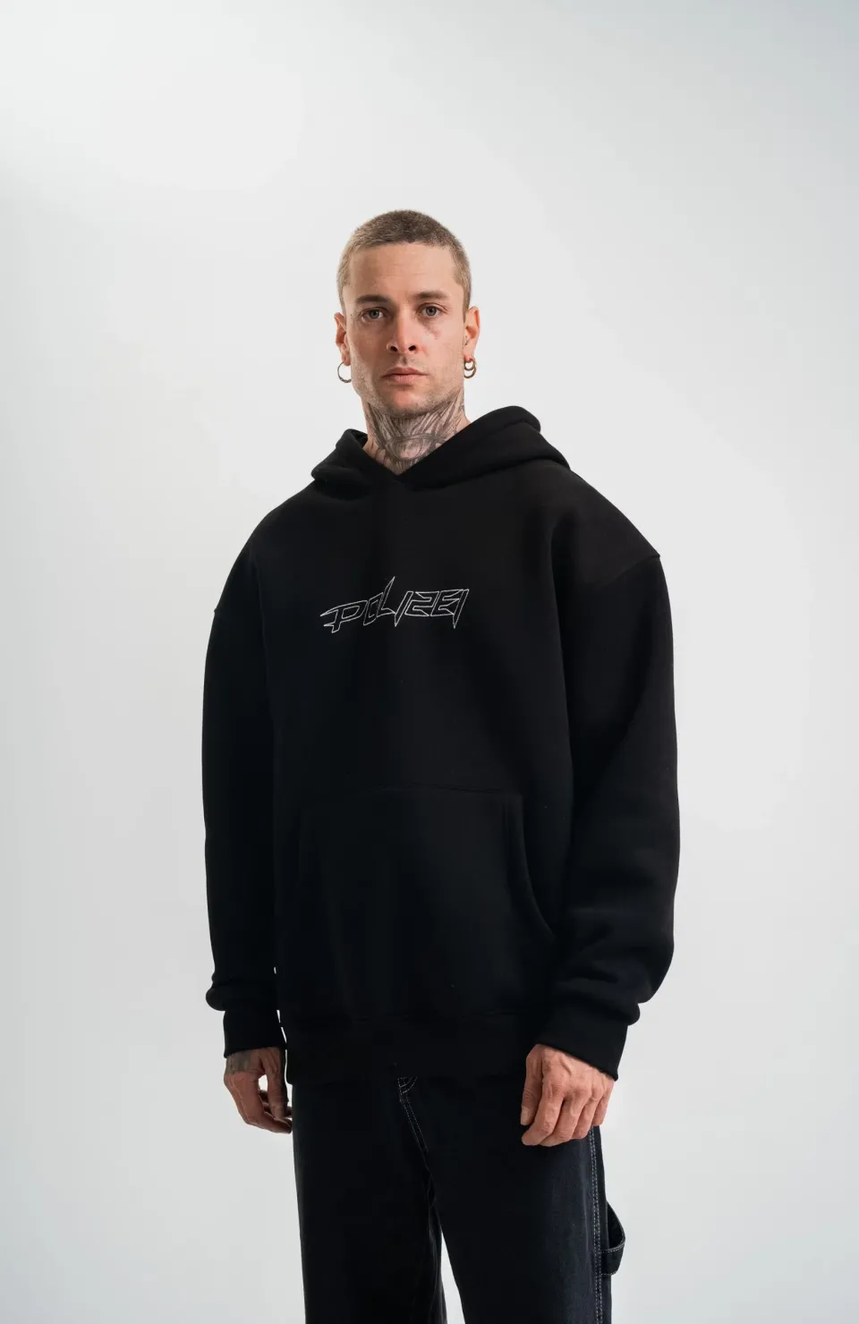 Unisex Üç İplik Kapşonlu Nakışlı SweatShirt - Siyah Somersan Giyim | Kadın, Erkek ve Çocuk Moda