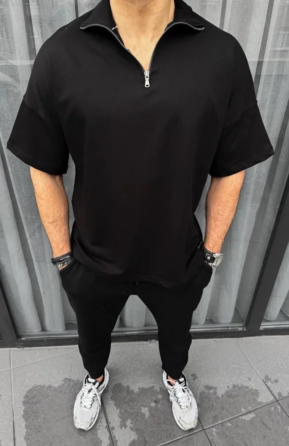 Unisex Yarım Fermuarlı Basic T-Shirt - Siyah