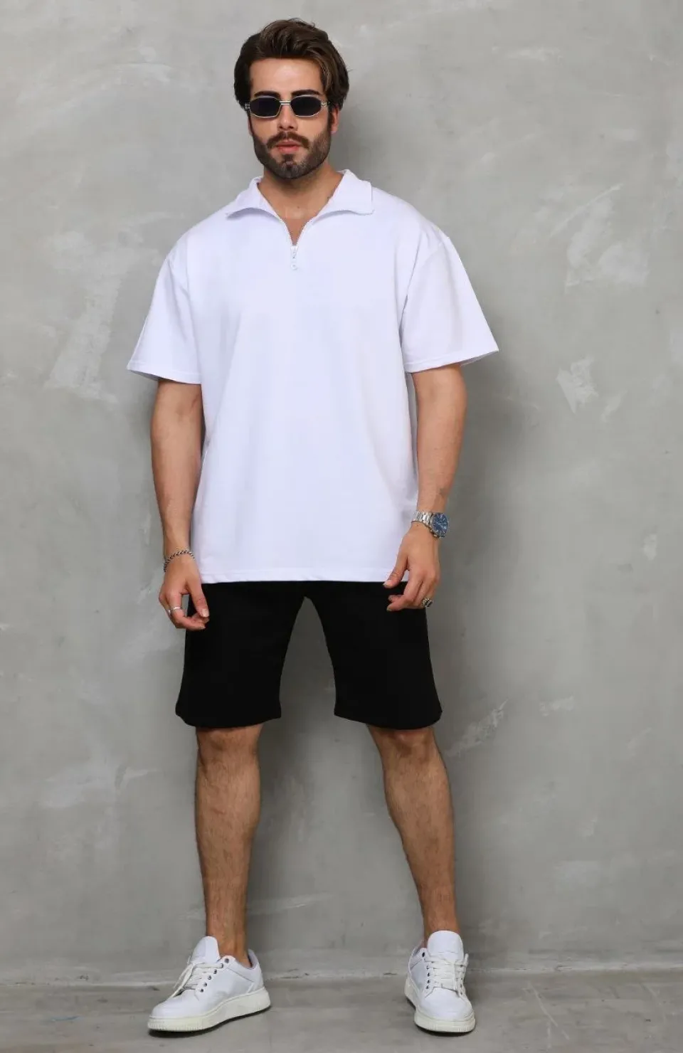 Unisex Yarım Fermuarlı Düz Oversize T-shirt - Beyaz Somersan Giyim | Kadın, Erkek ve Çocuk Moda