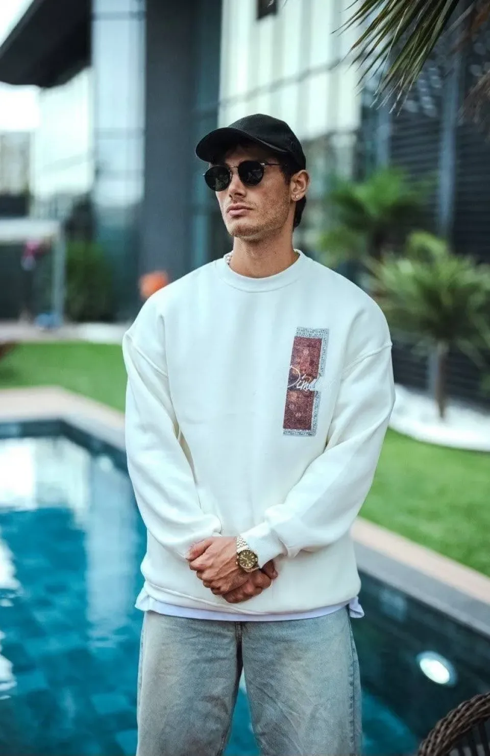 Uzun Kol Bisiklet Yaka Ön ve Arka Baskılı SweatShirt - Beyaz