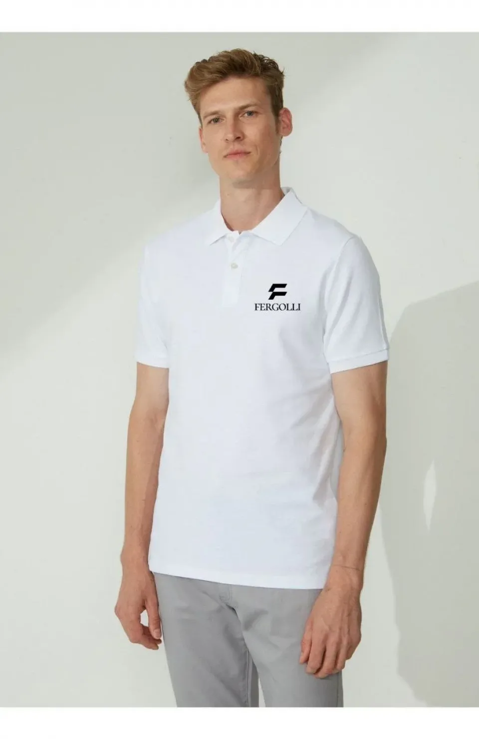 Yakası Düğmeli Yakalı Pike Baskılı T-Shirt - Beyaz