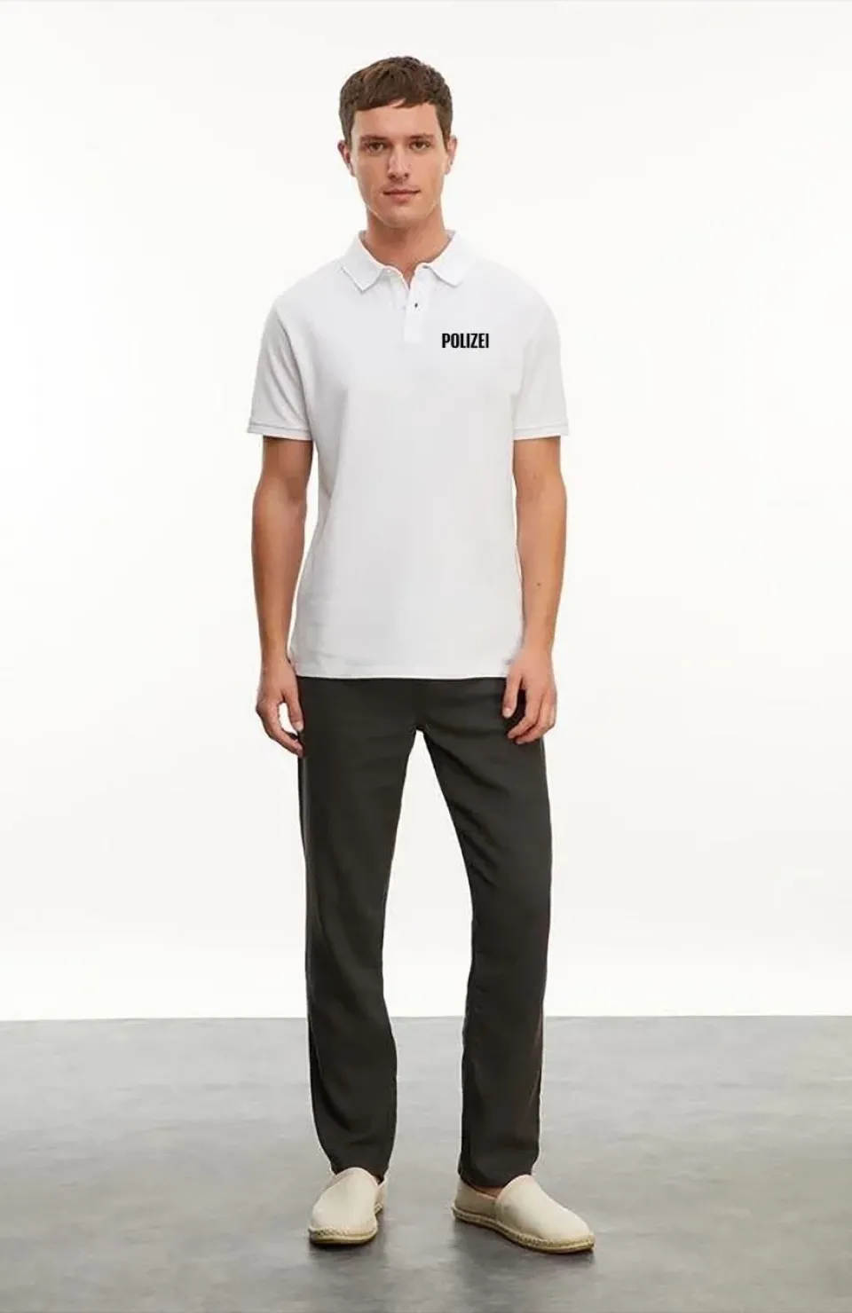 Yakası Düğmeli Yakalı Pike Baskılı T-Shirt - Beyaz