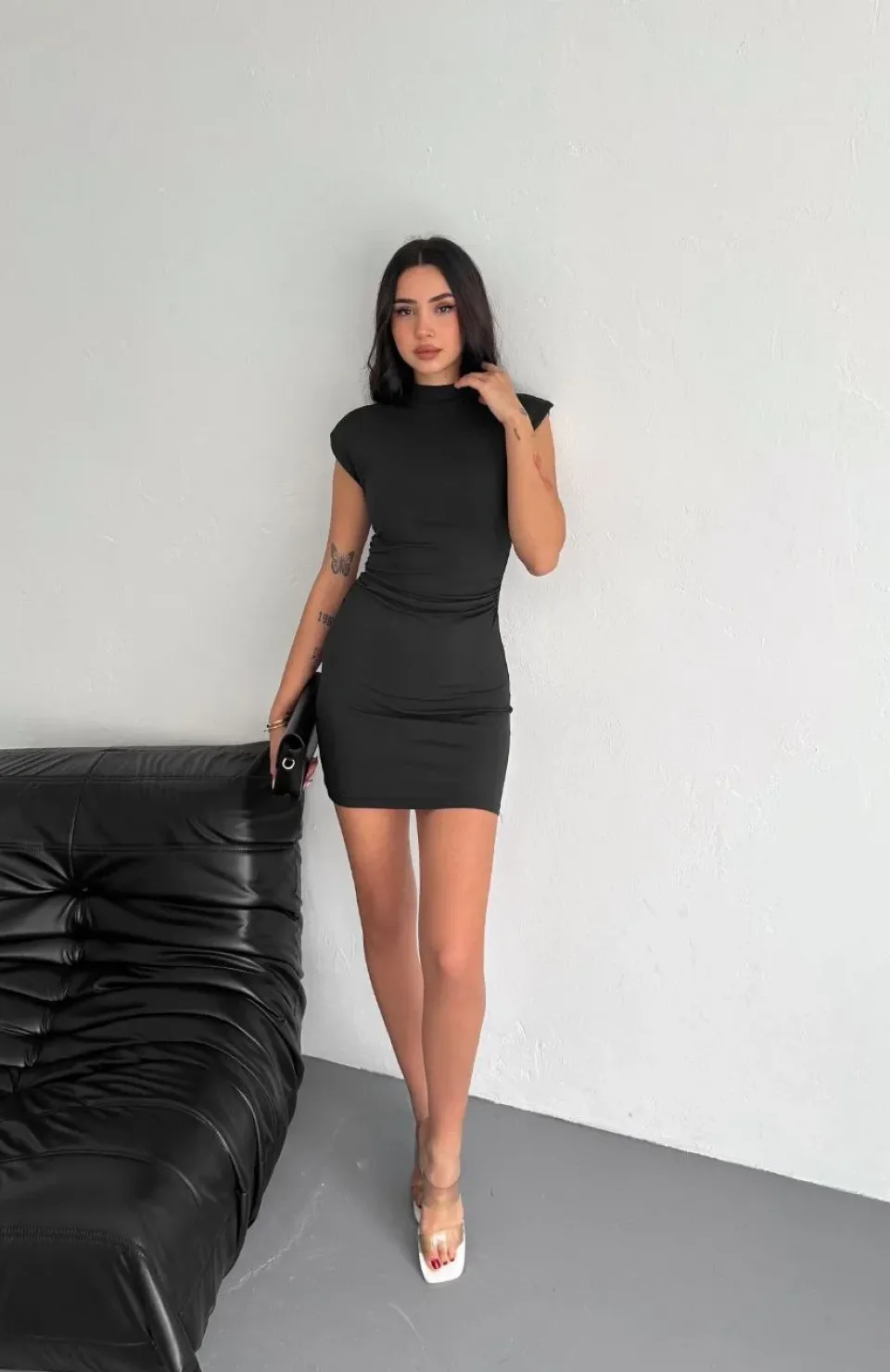 Yarım Bogazlı Kolsuz Mini Boy Elbise - Siyah