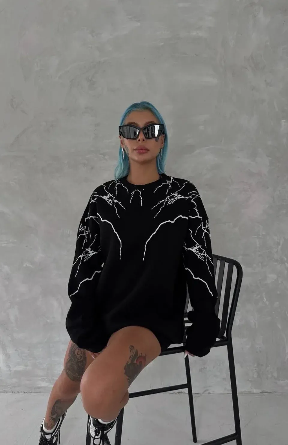 Yıldırım Baskılı Bisiklet Yaka SweatShirt - Siyah Somersan Giyim | Kadın, Erkek ve Çocuk Moda