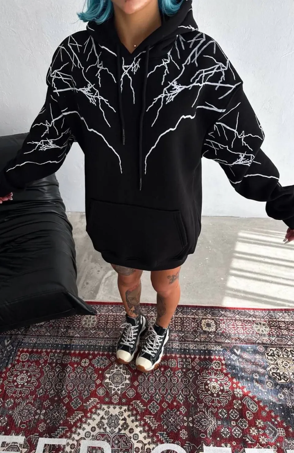 Yıldırım Baskılı Kapşonlu SweatShirt - Siyah Somersan Giyim | Kadın, Erkek ve Çocuk Moda